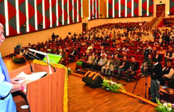 Centre framed recent trade deal, agreement with strong safeguards for farmers: LG