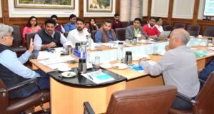 Jammu & Kashmir: Chief Secretary Atal Dulloo Reviews PMJAY-SEHAT Progress, Rs 666 Crore Pre-Authorizations Approved