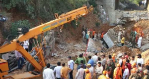 Jammu Bridge Collapse in Bantalab Kills 2 Labourers, Rescue Operations Ongoing